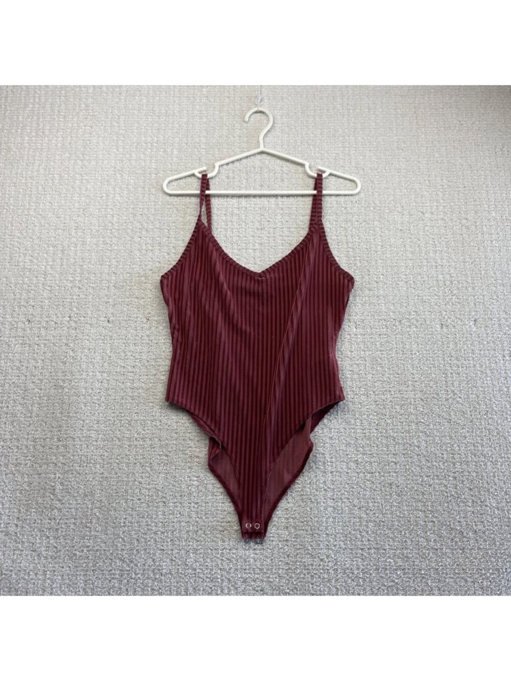 Y2K Forever 21 Bodysuit Size L Pink Velvet Ribbed Snap Bottom Coquette Night Out